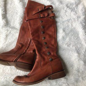 Chestnut leather knee-high riding boots w/buttons